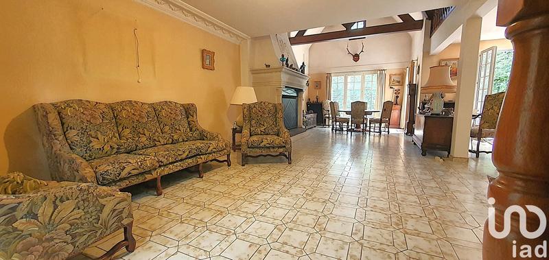 Maison - 170 m² - 8 pièces