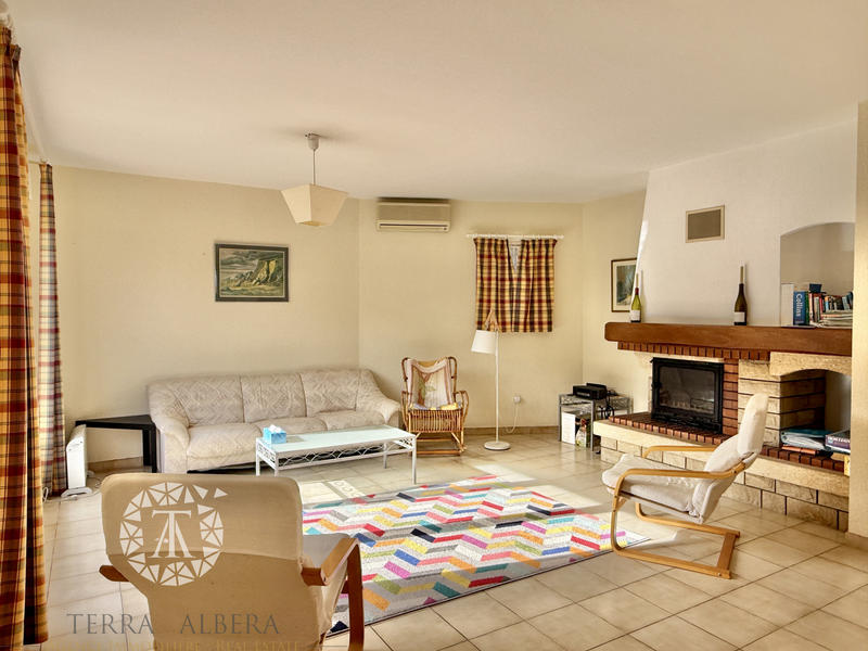 Maison - 92 m² - 4 pièces