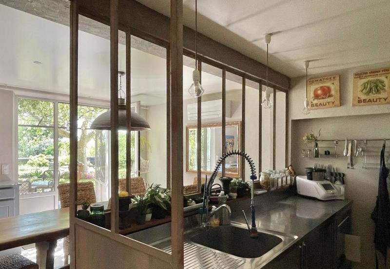 Maison - 250 m² - 7 pièces