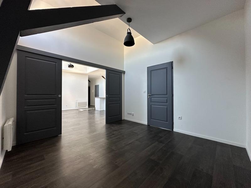 Appartement - 82 m² - 4 pièces