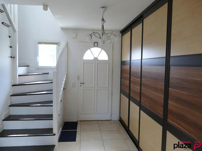 Maison - 179 m² - 4 pièces