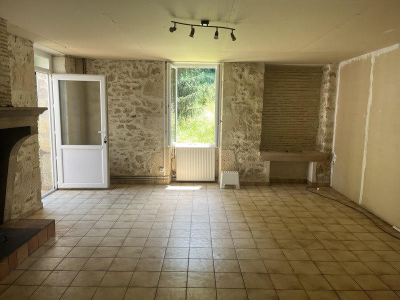 Maison - 228 m² - 7 pièces