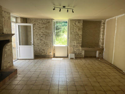 Maison - 228 m² - 7 pièces