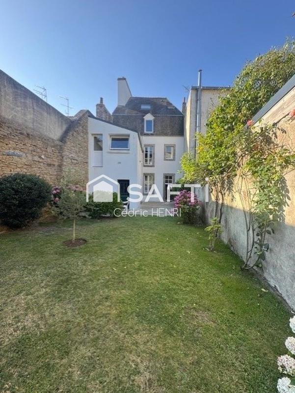 Maison - 192 m² - 10 pièces