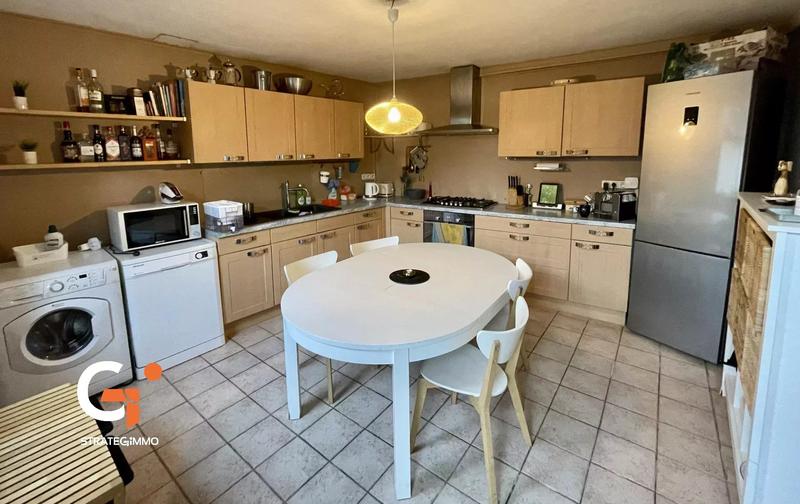 Maison - 160 m² - 5 pièces