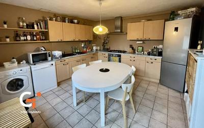 Maison - 160 m² - 5 pièces