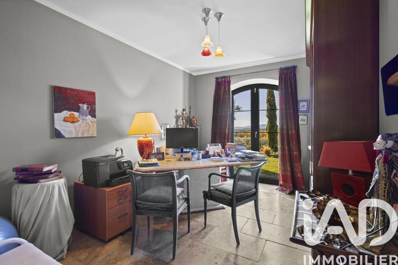 Maison de maîtres - 261 m² - 6 pièces