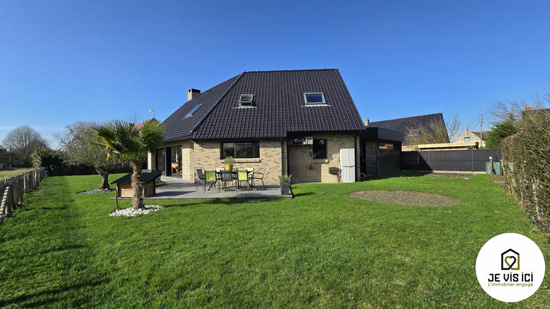 Maison - 199 m² - 8 pièces