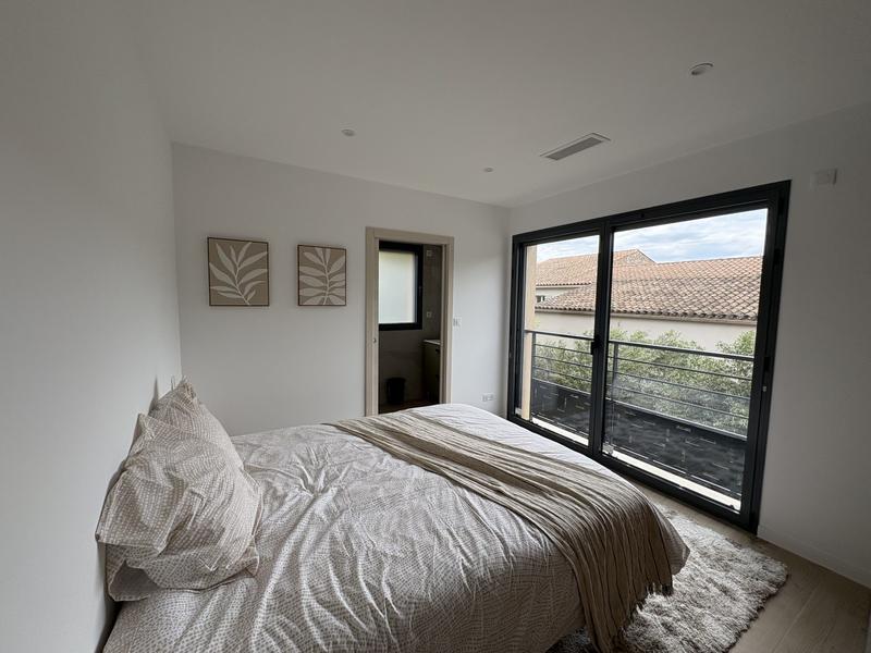 Villa - 250 m² - 6 pièces