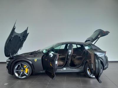 Ferrari Purosangue 6.5 V12 725 ch