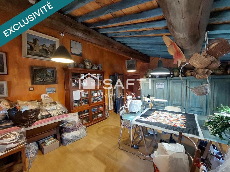 Maison de village - 234 m² - 6 pièces