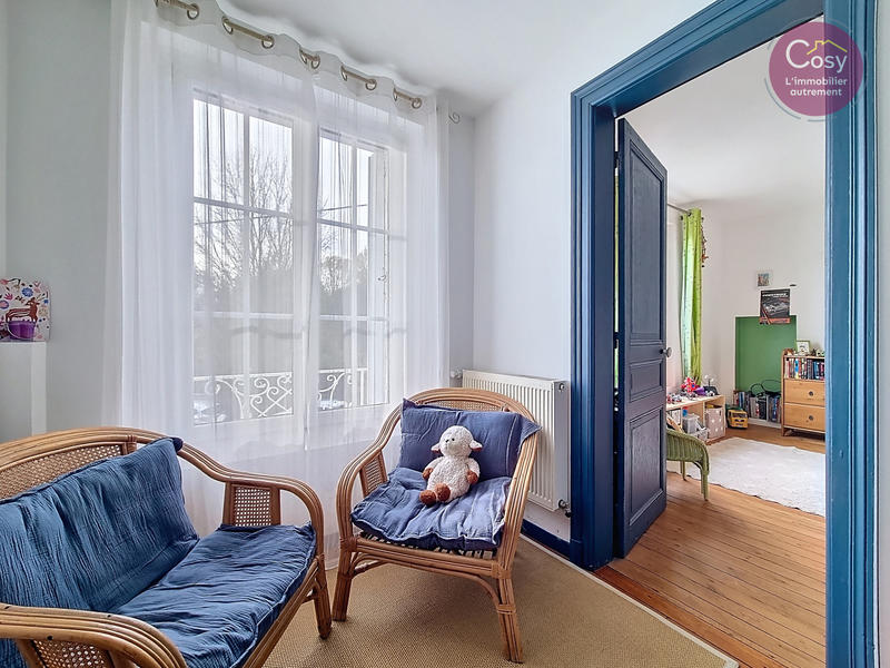 Maison - 229 m² - 7 pièces