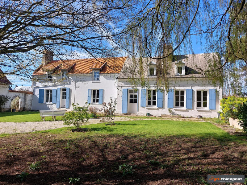 Maison ancienne - 167 m² - 7 pièces