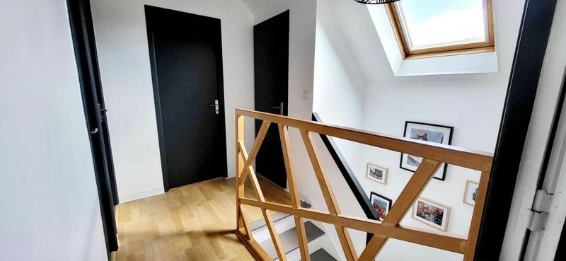 Maison traditionnelle - 85 m² - 4 pièces