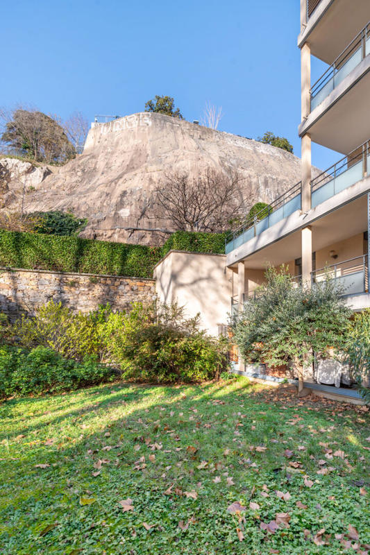 Appartement - 102 m² - 4 pièces