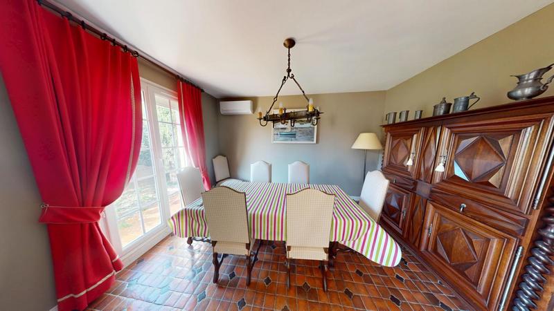 Maison - 157 m² - 6 pièces