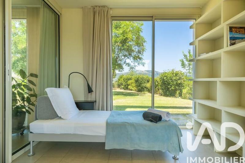 Maison - 180 m² - 4 pièces