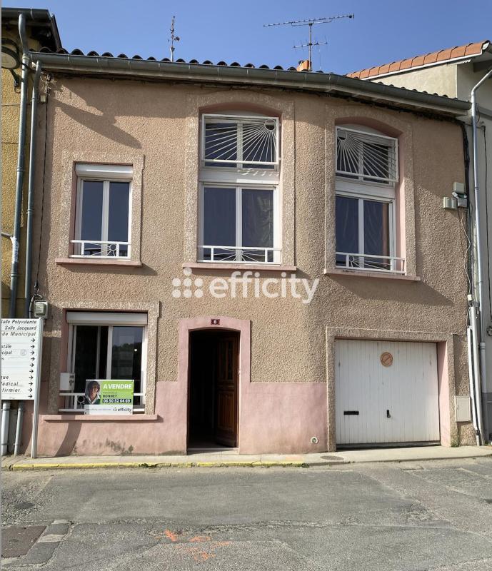 Maison - 99 m² - 5 pièces