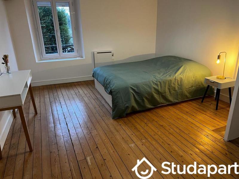 Chambre - 9 m² - 1 pièce