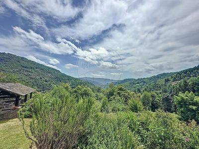 Propriété - 420 m² - 10 pièces