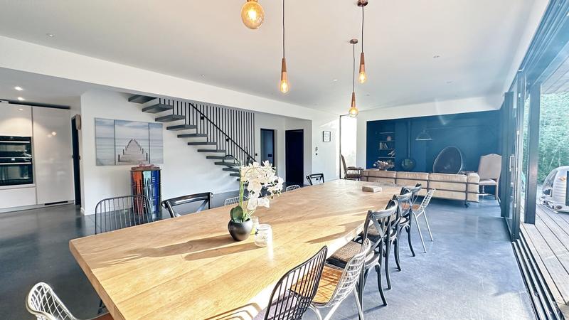 Maison d'architecte - 170 m² - 6 pièces