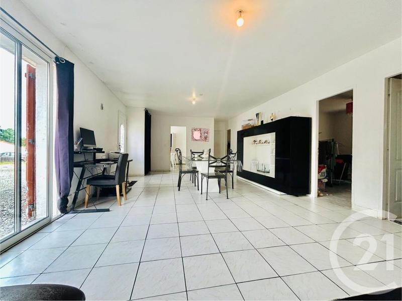 Maison de ville - 94 m² - 5 pièces