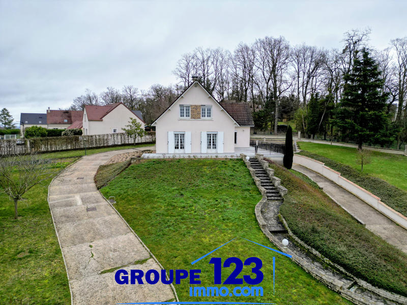 Maison - 156 m² - 7 pièces