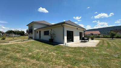 Maison - 135 m² - 6 pièces