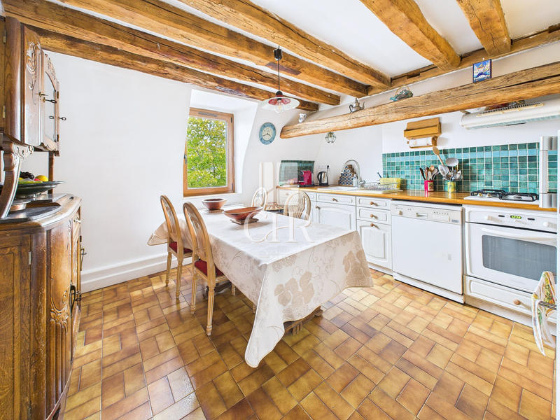 Appartement - 125 m² - 6 pièces