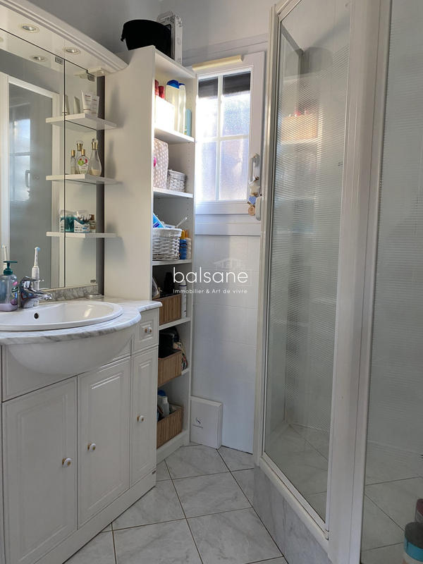 Maison - 77 m² - 4 pièces