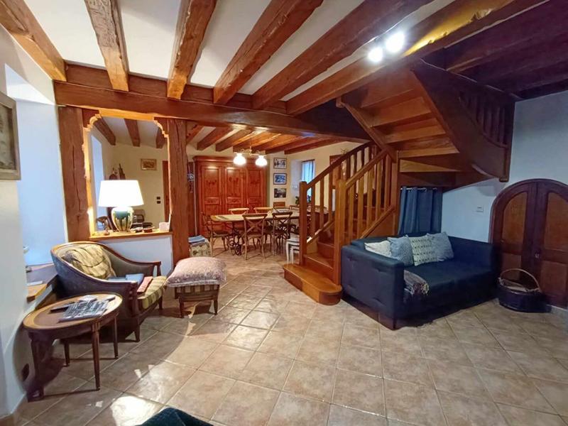 Maison - 181 m² - 6 pièces