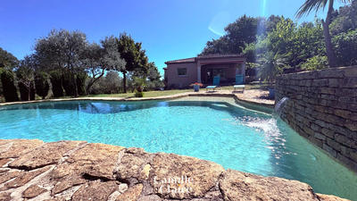 Maison - 140 m² - 4 pièces