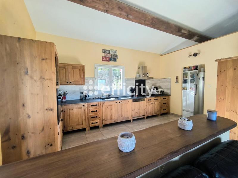 Maison - 176 m² - 6 pièces