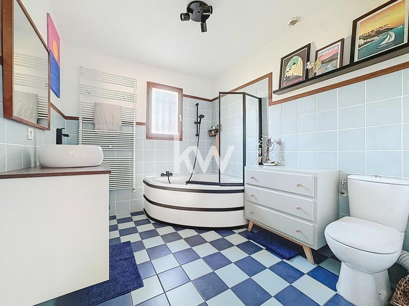 Maison - 179 m² - 6 pièces