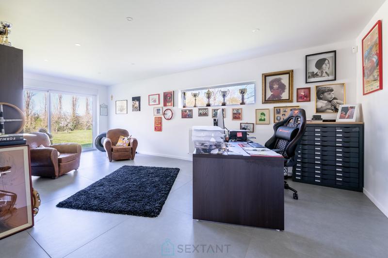 Maison d'architecte - 215 m² - 6 pièces