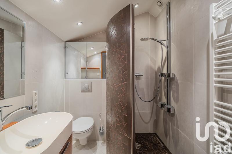 Maison - 164 m² - 7 pièces