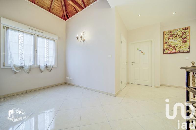 Maison - 191 m² - 7 pièces