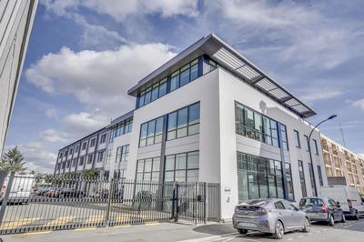 Local d'activités - 3 292 m²