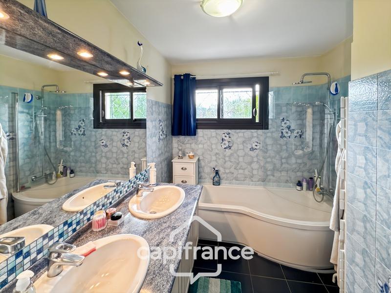 Maison - 135 m² - 7 pièces