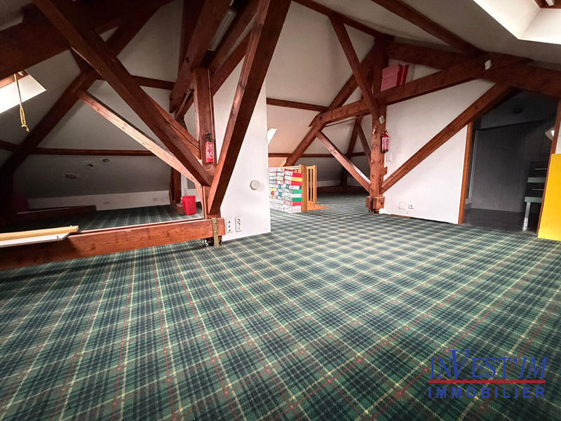 Maison - 195 m² - 5 pièces