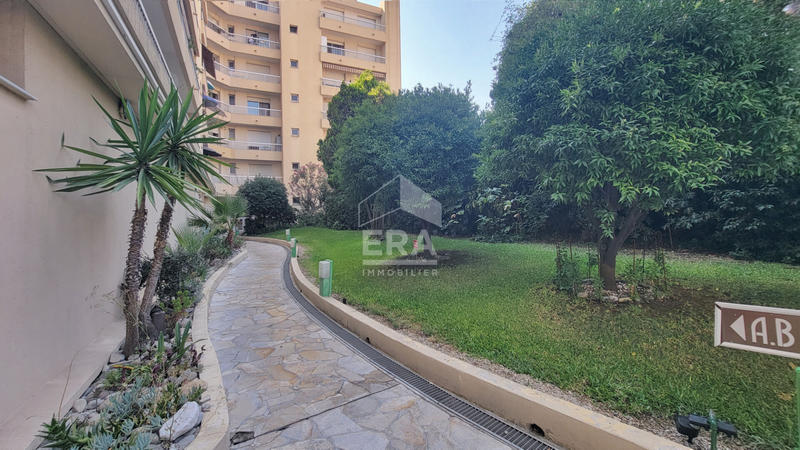 Appartement - 81 m² - 3 pièces