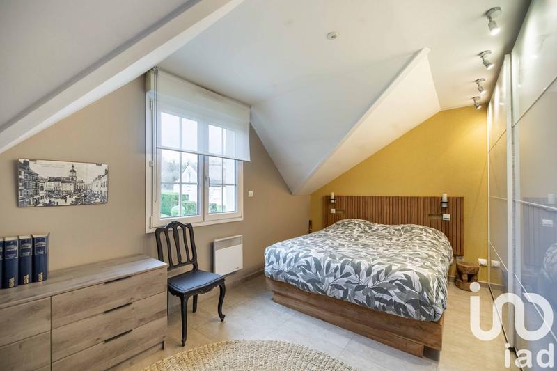 Maison - 210 m² - 7 pièces