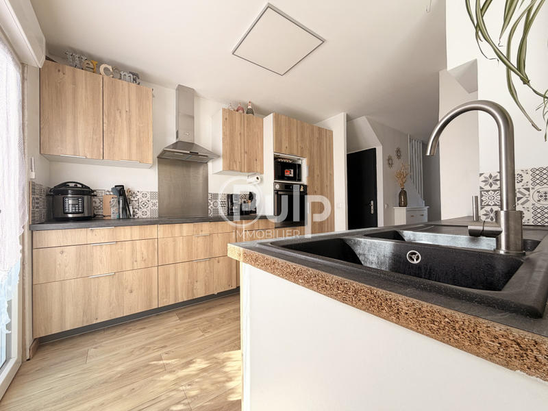 Maison - 114 m² - 8 pièces