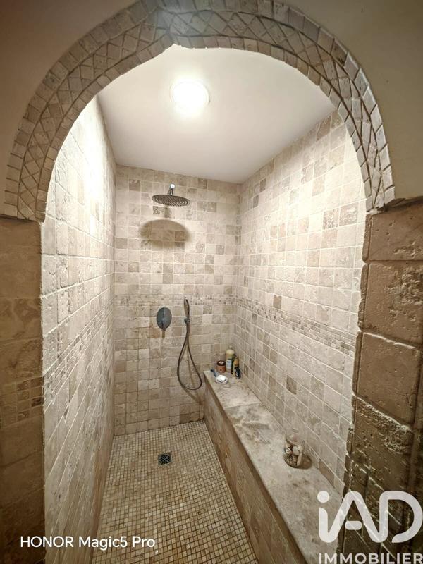 Maison - 156 m² - 8 pièces