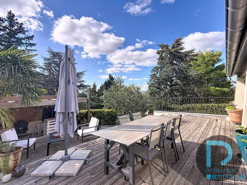 Villa - 183 m² - 5 pièces