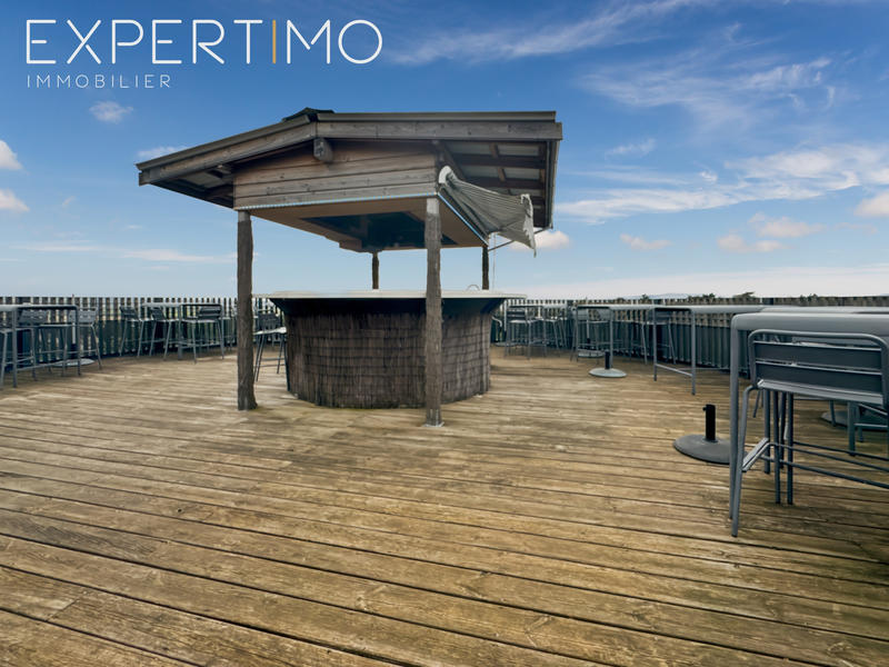 Immeuble - 180 m² - 5 pièces