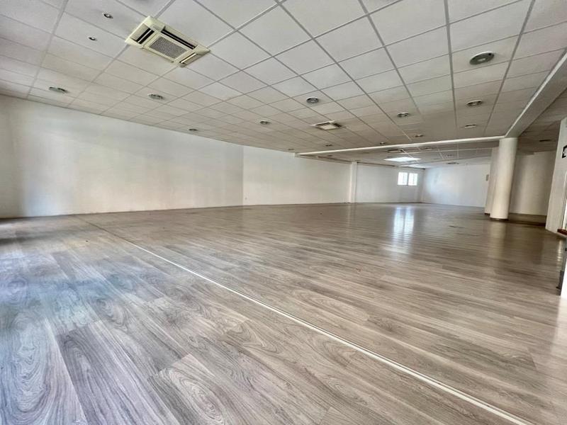 Local d'activités - 162 m² - 2 pièces