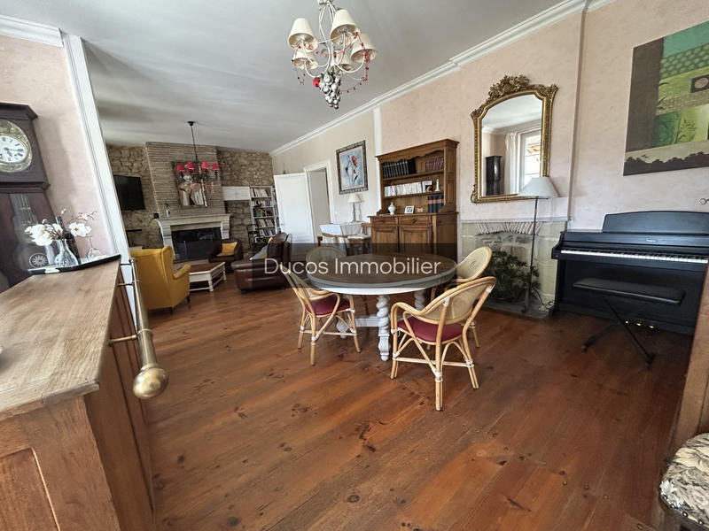 Maison - 246 m² - 6 pièces