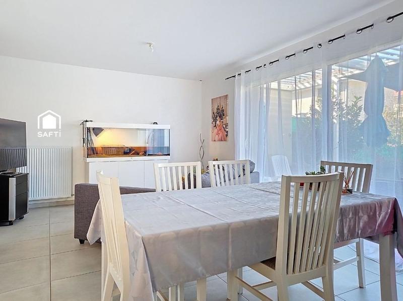 Maison - 86 m² - 4 pièces