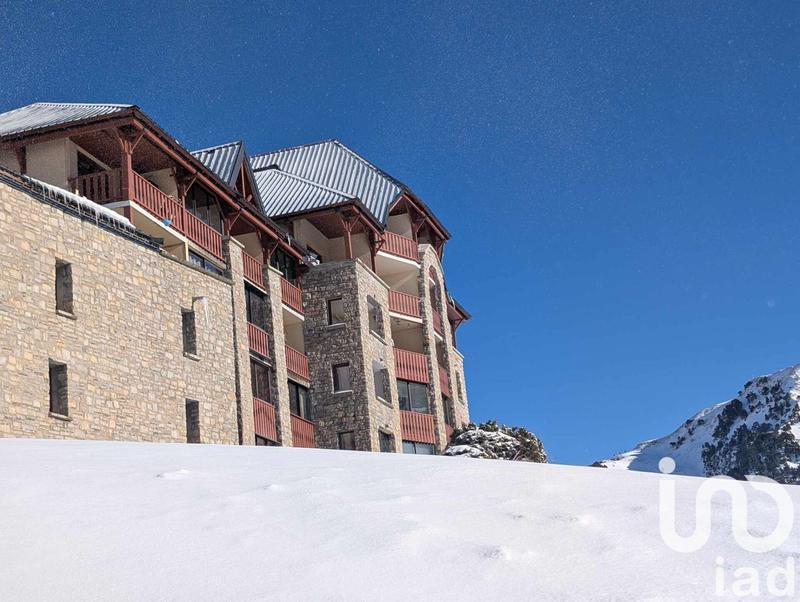 Studio - 30 m² - 1 pièce